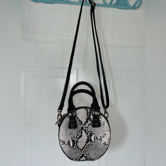 Dune Circle Crossbody bag - Picture 1 of 11